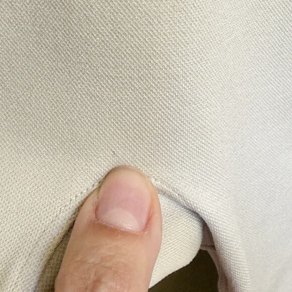 SET Active Sculptflex Leggings in Oatmilk Size Medium - Picture 4 of 8